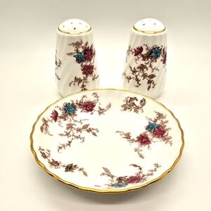 Minton Ancestral Wreath Back Stamp Bone China Vintage Salt & Pepper Shakers.